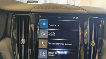 Volvo XC60 2.0 B4 D Momentum Pro Auto