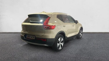 Volvo XC40 2.0 B3 G Core Auto