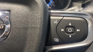Volvo XC40 2.0 B3 G Core Auto