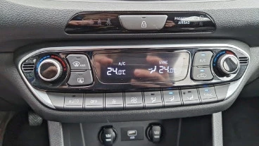 Hyundai i30 1.5 DPI Klass SLX