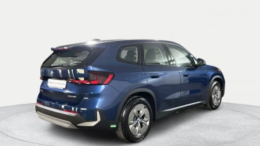 BMW iX1 xDrive30