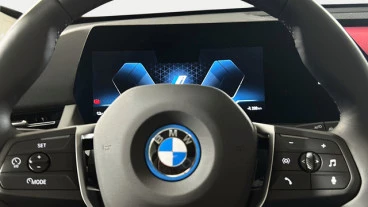 BMW iX1 xDrive30