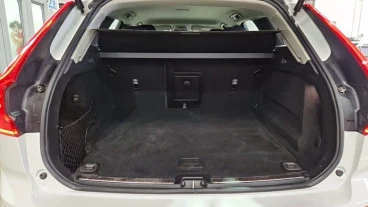 Volvo XC60 2.0 B4 G Momentum Pro Auto