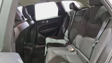 Volvo XC60 2.0 B4 G Momentum Pro Auto