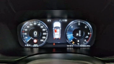 Volvo XC60 2.0 B4 G Momentum Pro Auto