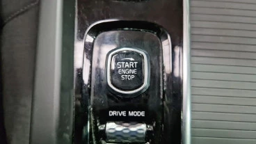 Volvo XC60 2.0 B4 G Momentum Pro Auto