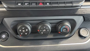 Nissan Primastar Combi 9 2.0dCi 81kW L1H1 1T N-Connecta