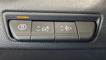 Nissan Primastar Combi 9 2.0dCi 81kW L1H1 1T N-Connecta