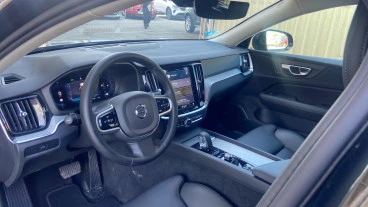Volvo V60 2.0 B4 (G) Plus Dark Auto