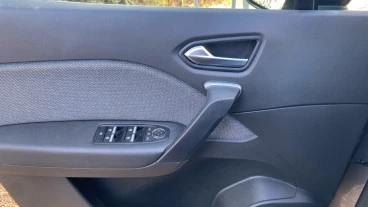 Renault Captur techno Eco-G 100cv (74 kW)