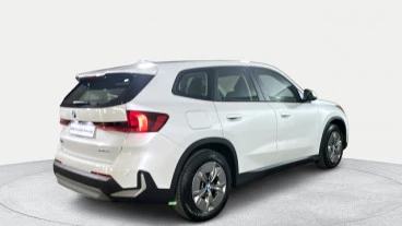 BMW iX1 xDrive30