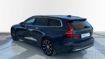 Volvo V60 2.0 T6 AWD Recharge Core Auto