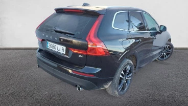 Volvo XC60 2.0 B4 D AWD Momentum Pro Auto