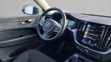 Volvo XC60 2.0 B4 D AWD Momentum Pro Auto