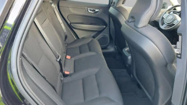 Volvo XC60 2.0 B4 D AWD Momentum Pro Auto