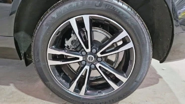 Volvo XC60 2.0 B4 D AWD Momentum Pro Auto