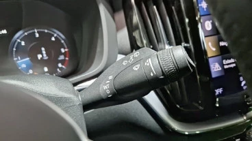 Volvo XC60 2.0 B4 D AWD Momentum Pro Auto