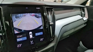 Volvo XC60 2.0 B4 D AWD Momentum Pro Auto