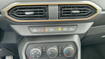 Dacia Sandero Stepway Essential TCe 67kW (90V)