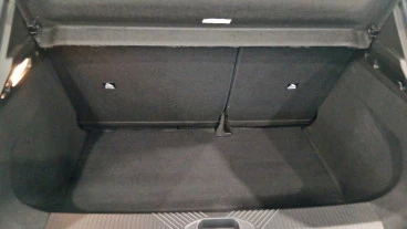 Nissan Micra Long Range 4x2 Tekna