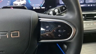 EBRO S700 1.6 TGDI Luxury 7 DCT