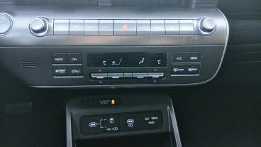 Hyundai Kona EV 99kW 48kWh Black Line