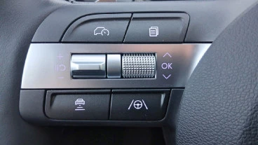 Hyundai Kona EV 99kW 48kWh Black Line