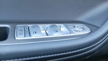 EBRO S700 1.5 TGDI PHEV Premium E-CVT