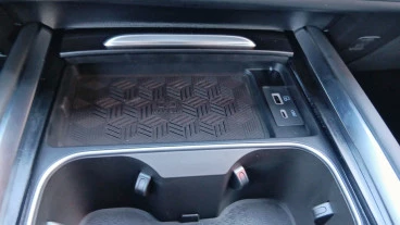 EBRO S700 1.5 TGDI PHEV Premium E-CVT