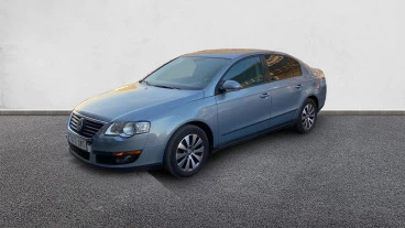 Volkswagen Passat 2.0 TDI 110cv DPF Advance Plus