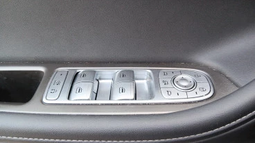 EBRO S700 1.6 TGDI Luxury 7 DCT