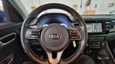 Kia Niro 1.6 GDi HEV 104kW (141CV) Drive