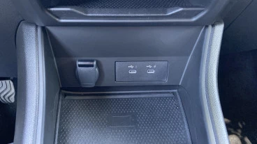 Renault Captur techno Eco-G 100cv (74 kW)