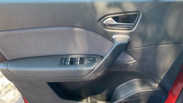 Renault Captur techno Eco-G 100cv (74 kW)