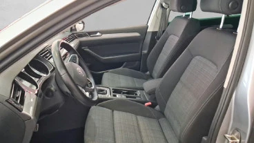 Volkswagen Passat Variant Executive 2.0 TDI 110kW DSG