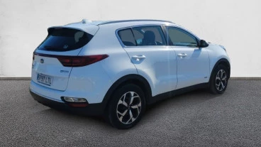 Kia Sportage 1.6 MHEV Business 100kW (136CV) 4x4