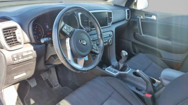 Kia Sportage 1.6 MHEV Business 100kW (136CV) 4x4