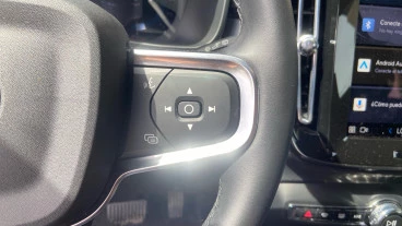 Volvo XC40 2.0 B3 G Core Auto