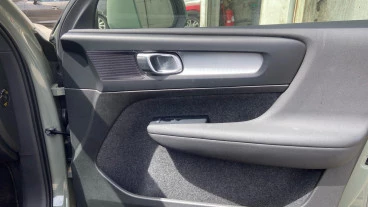 Volvo XC40 2.0 B3 G Core Auto