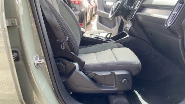 Volvo XC40 2.0 B3 G Core Auto