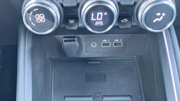 Renault Clio techno Eco-G 100cv (74kW)