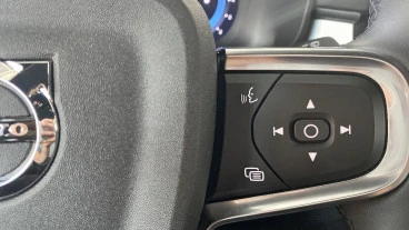 Volvo XC40 2.0 B3 G Core Auto