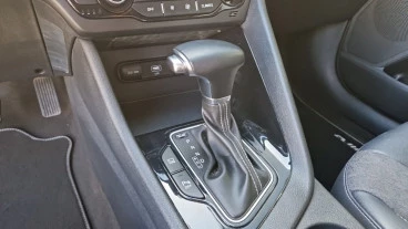 Kia Niro 1.6 GDi HEV 104kW (141CV) Drive