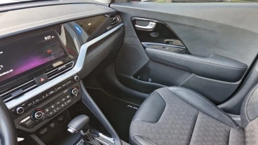 Kia Niro 1.6 GDi HEV 104kW (141CV) Drive