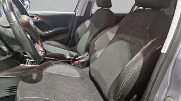 Peugeot 2008 TODOTERRENO 1.2 PURETECH 60KW STYLE 82 5P