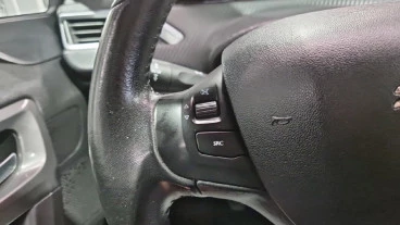 Peugeot 2008 TODOTERRENO 1.2 PURETECH 60KW STYLE 82 5P