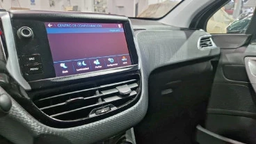 Peugeot 2008 TODOTERRENO 1.2 PURETECH 60KW STYLE 82 5P