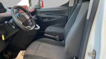 Peugeot Partner Pro Standard 600kg BlueHDi 73kW