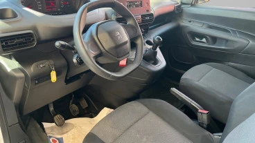 Peugeot Partner Pro Standard 600kg BlueHDi 73kW