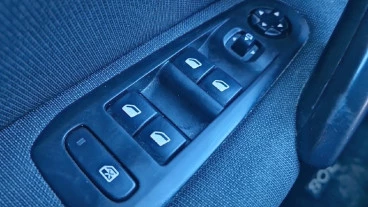 Peugeot 308 5p Allure 1.5 BlueHDi 96KW (130CV) Auto